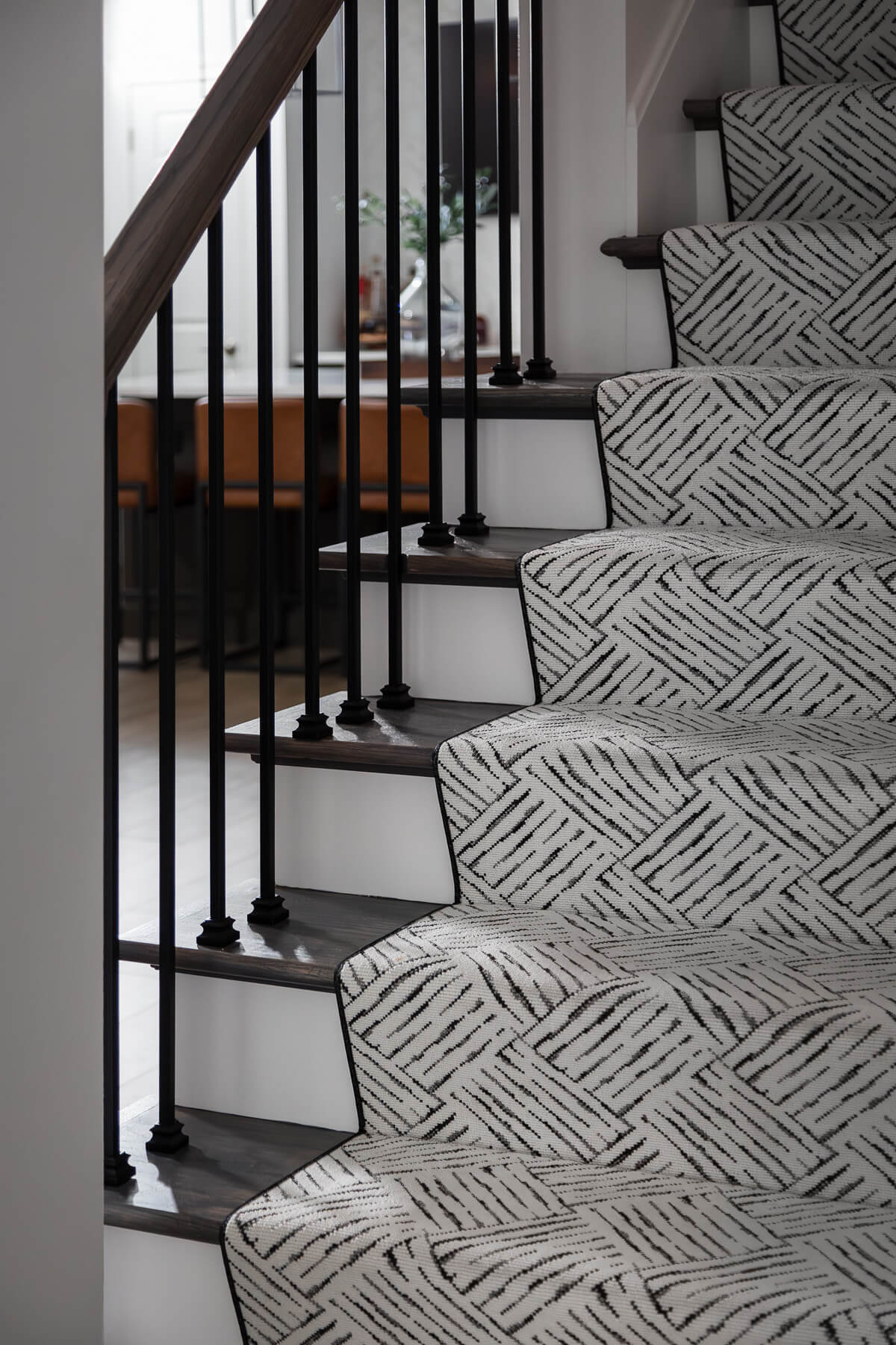 014 1499 Sable Wing Internet